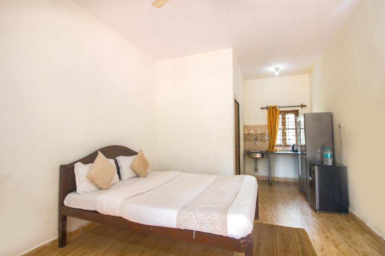 Calangute Bay Hotel Ngoại thất bức ảnh