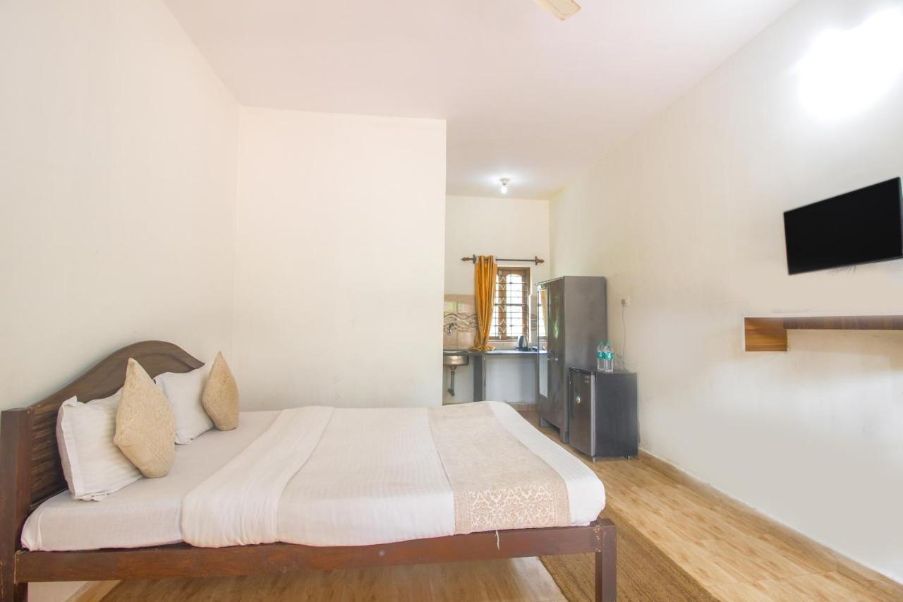 Calangute Bay Hotel Ngoại thất bức ảnh