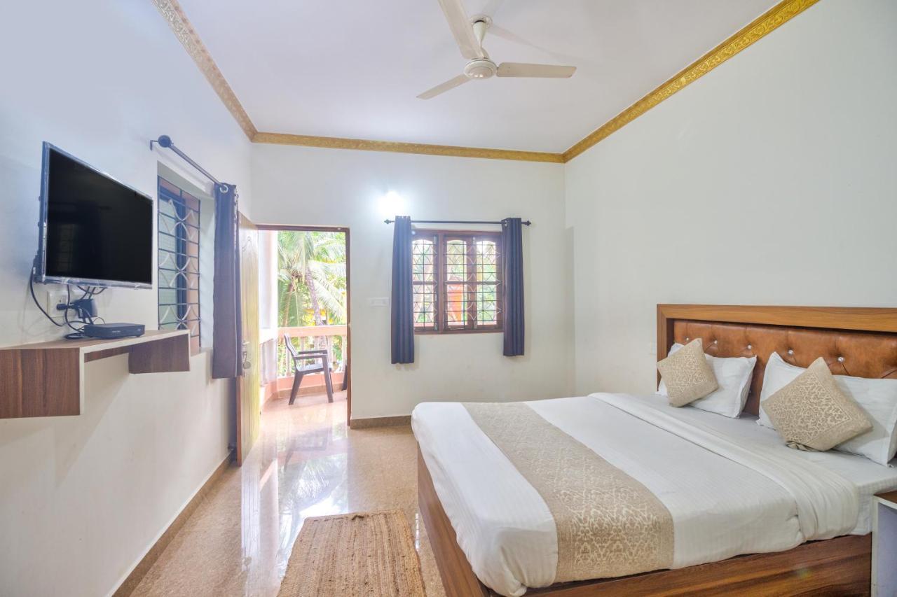 Calangute Bay Hotel Ngoại thất bức ảnh
